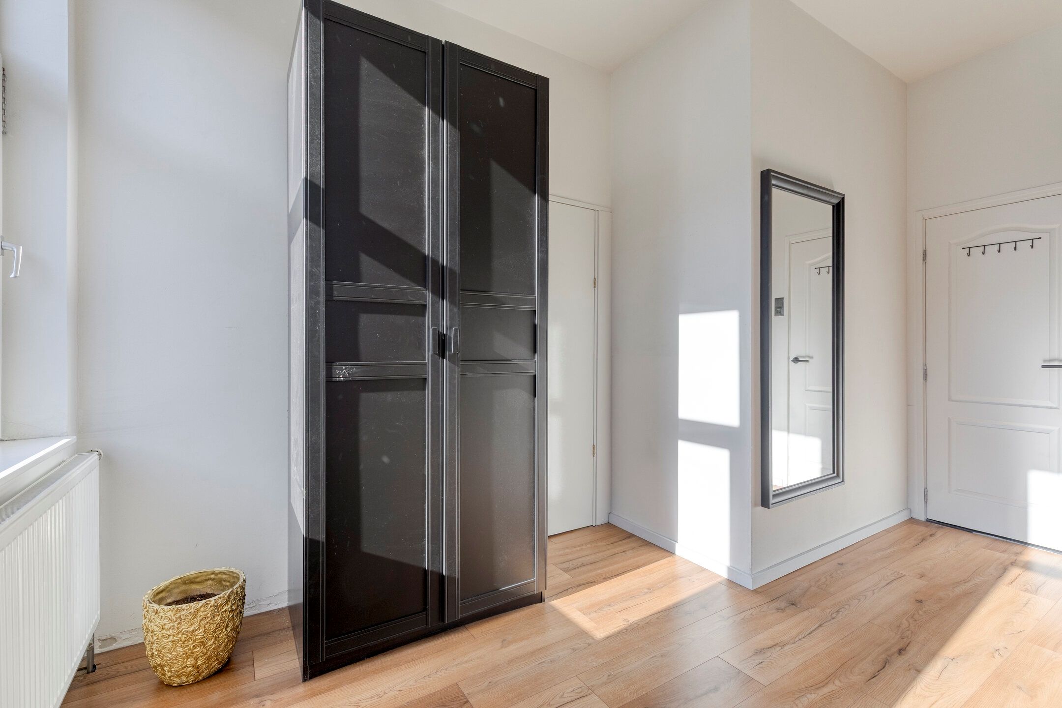 Spacious Family Home with Luxury Bathroom in De Gorzen — 21