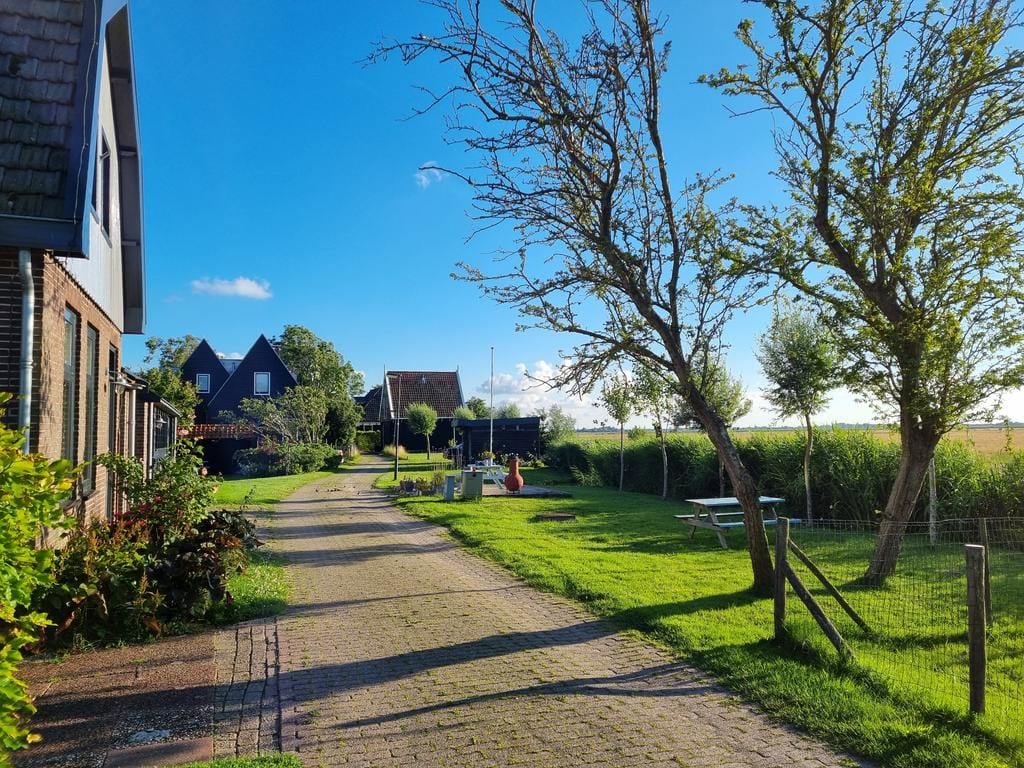 Photo 2 of Woude 26