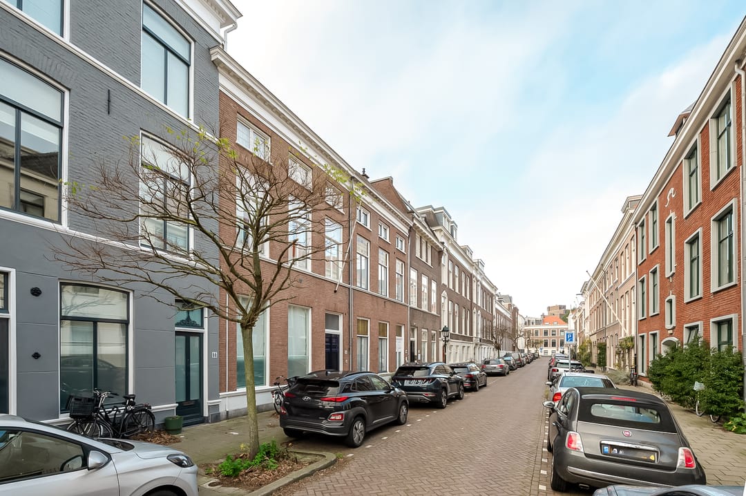 Photo 2 of De Ruijterstraat 68