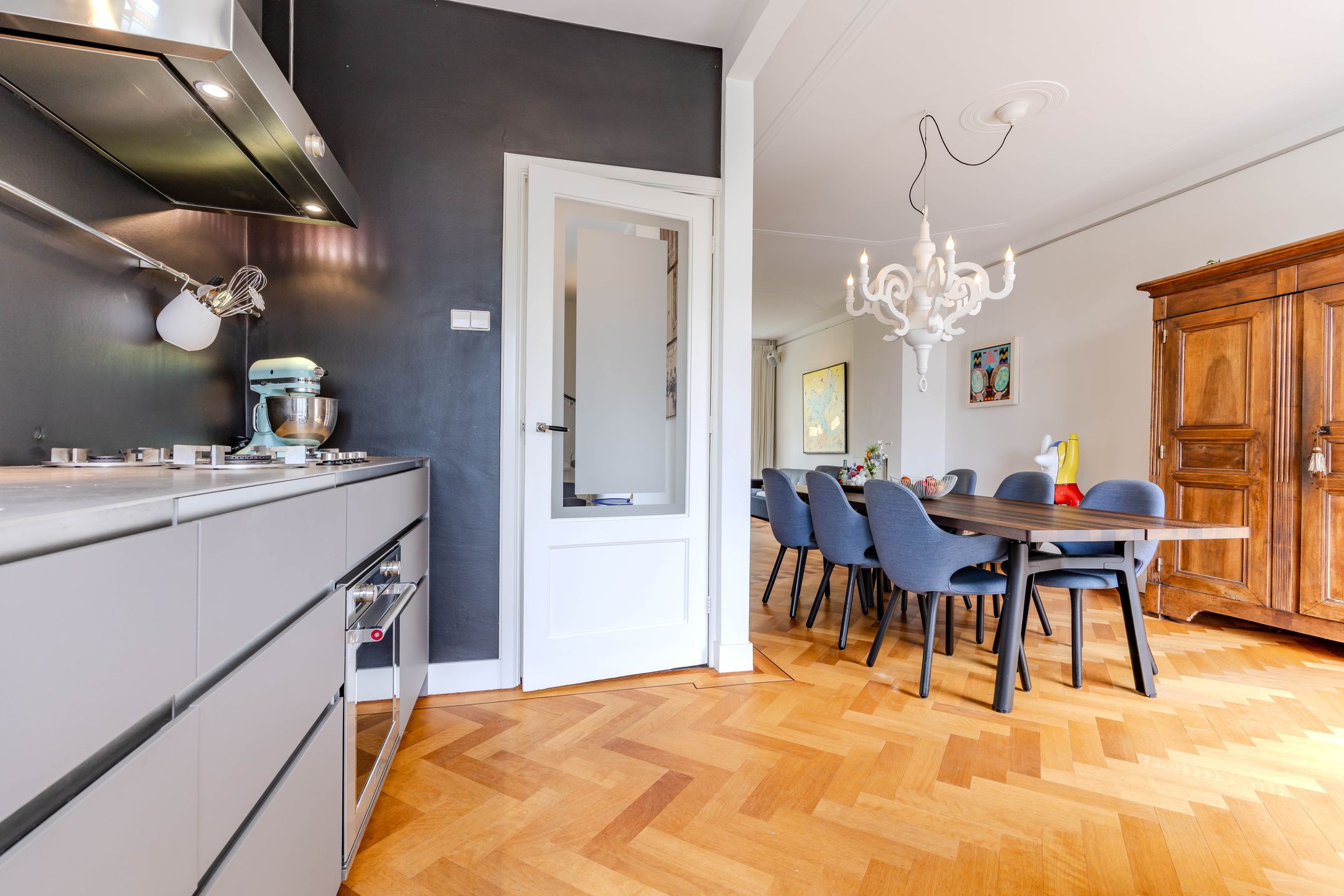Characterful 1930s Corner House in Damsigt with Sunny Garden — 12