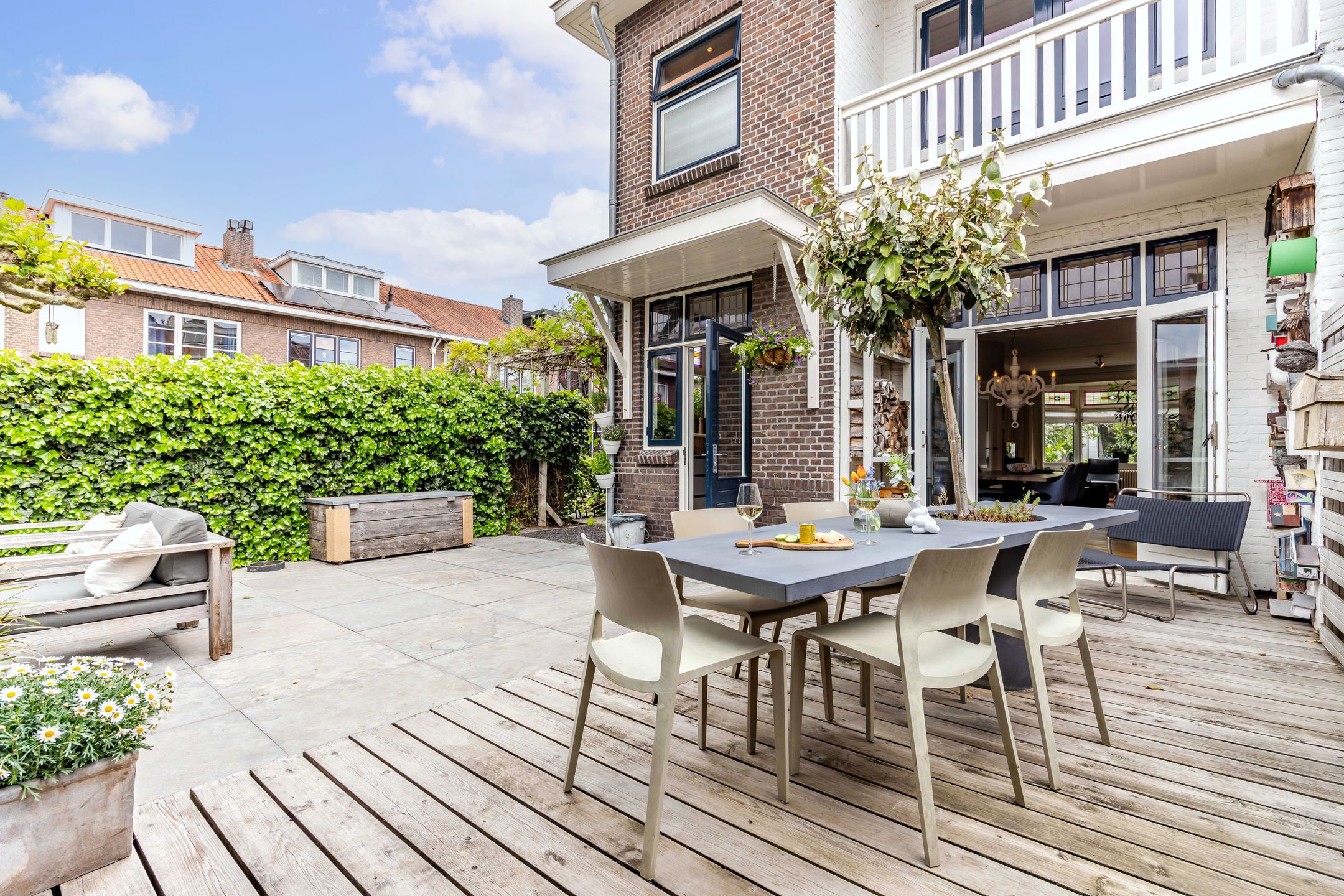 Characterful 1930s Corner House in Damsigt with Sunny Garden — 21