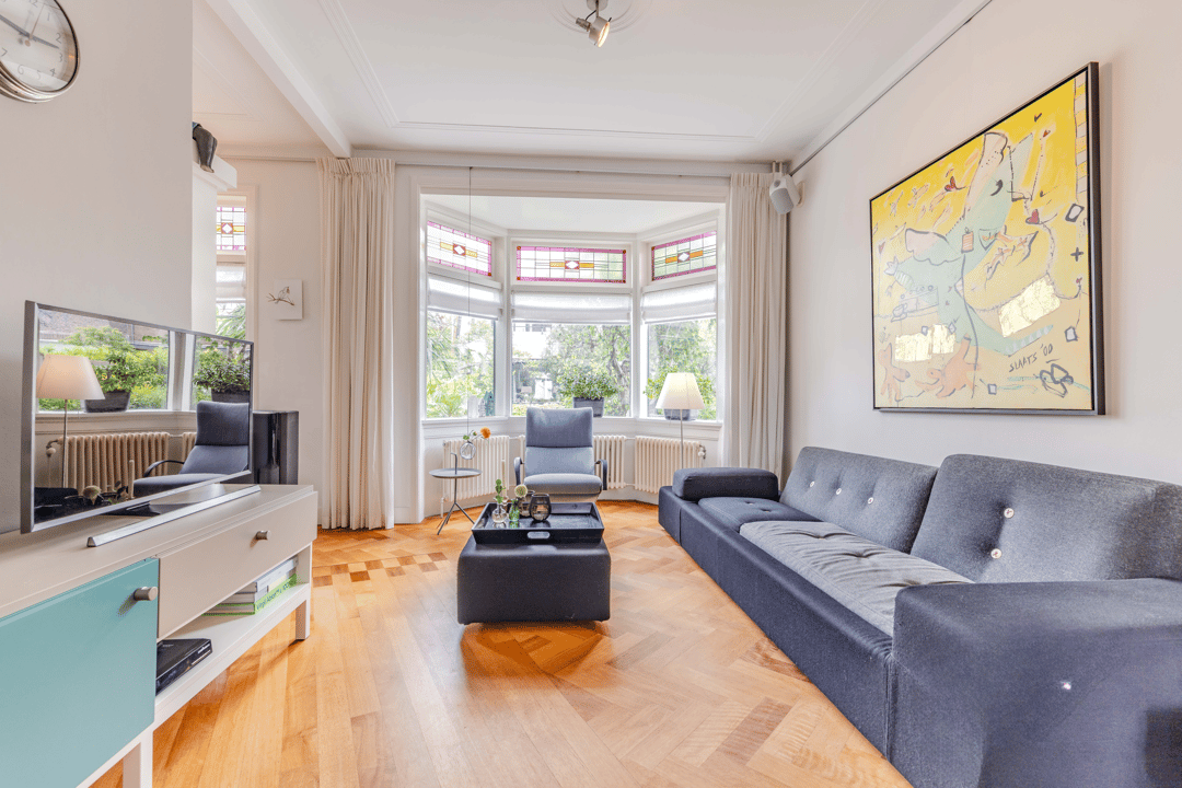 Characterful 1930s Corner House in Damsigt with Sunny Garden — 16
