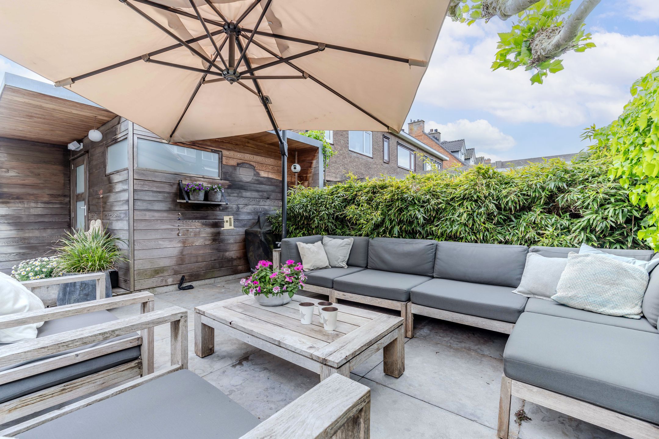 Characterful 1930s Corner House in Damsigt with Sunny Garden — 54