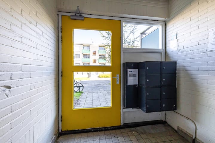 Foto 4 van Reviusstraat 36