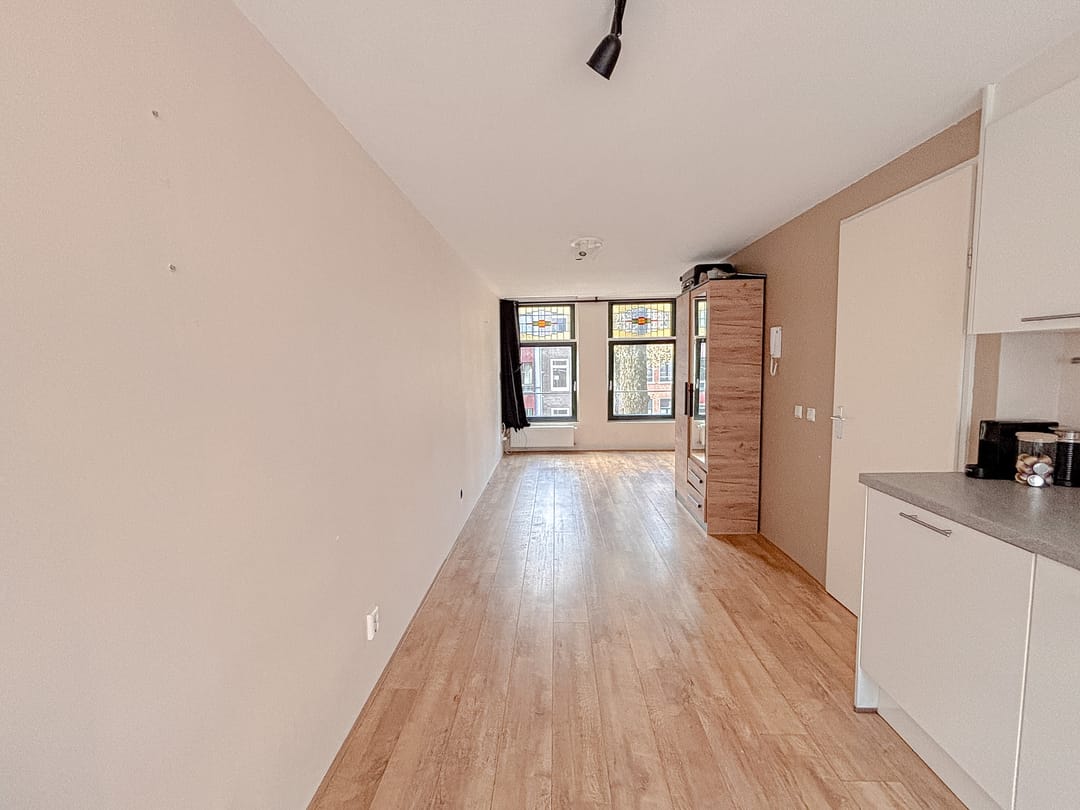 Photo 13 of Czaar Peterstraat 170-C