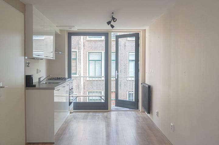 Foto 4 van Czaar Peterstraat 170-C