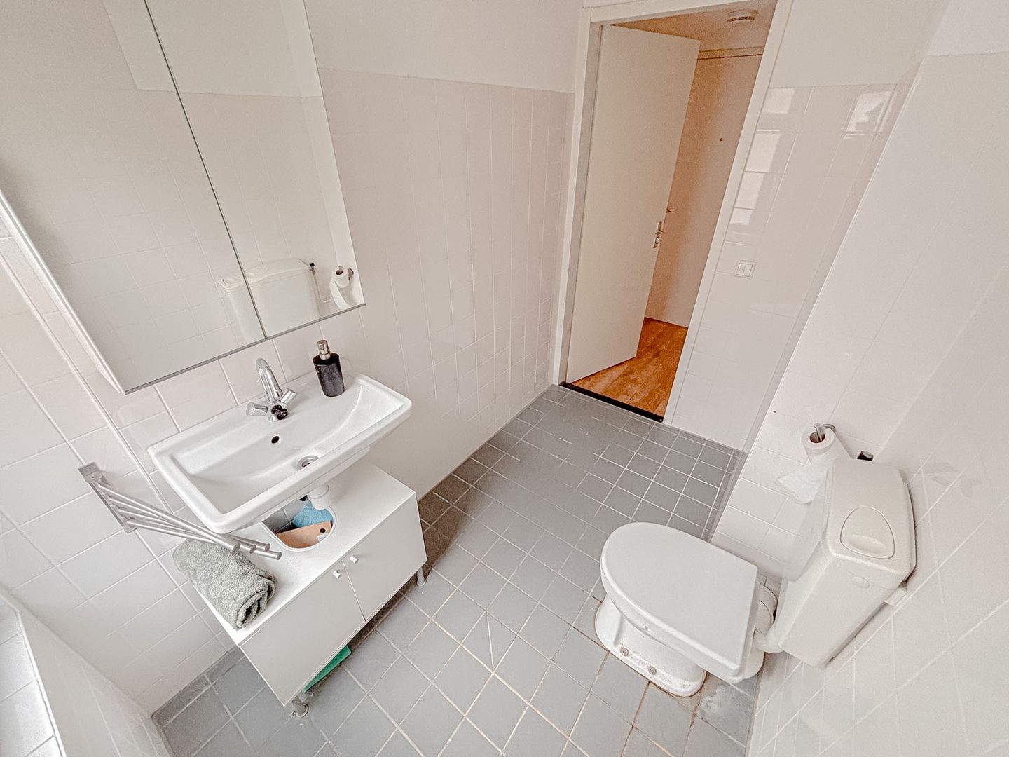 Photo 10 of Czaar Peterstraat 170-C