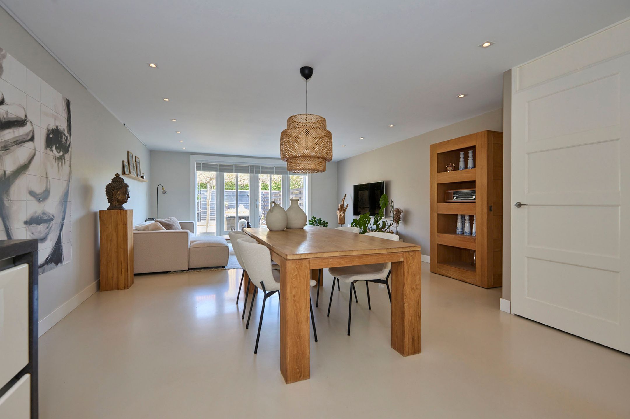 Spacious Extended Terraced Home with Wellness Bathroom and A+ Energy Label — 21