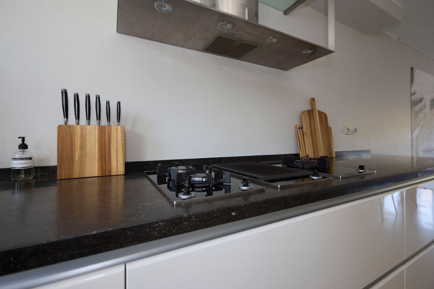 Spacious Extended Terraced Home with Wellness Bathroom and A+ Energy Label — 25