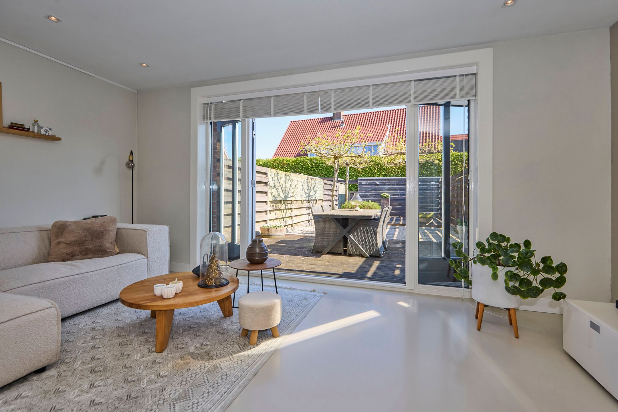 Spacious Extended Terraced Home with Wellness Bathroom and A+ Energy Label — 18
