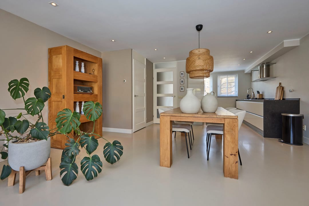 Spacious Extended Terraced Home with Wellness Bathroom and A+ Energy Label — 16