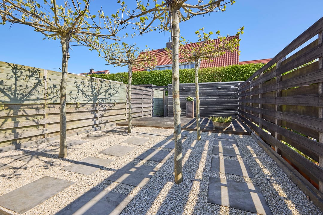 Spacious Extended Terraced Home with Wellness Bathroom and A+ Energy Label — 43