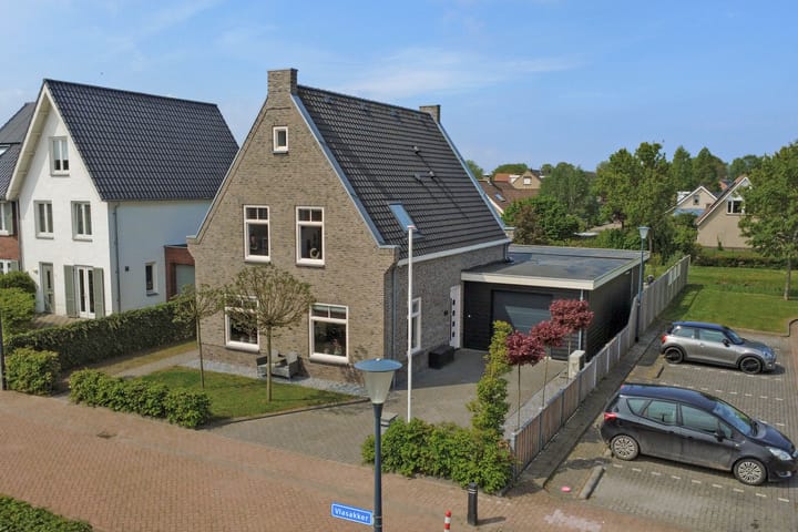 Foto 2 van Vlasakker 13