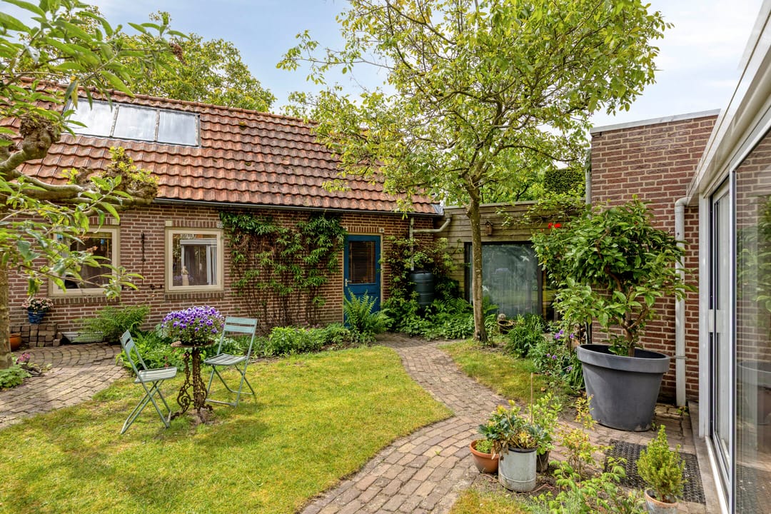 Characterful Detached House with Multifunctional Outbuilding in Oirschot-Centrum — 43