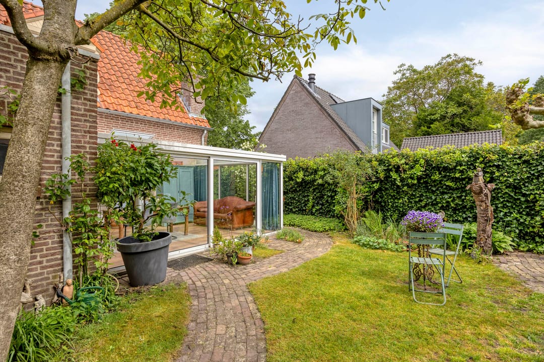 Characterful Detached House with Multifunctional Outbuilding in Oirschot-Centrum — 46