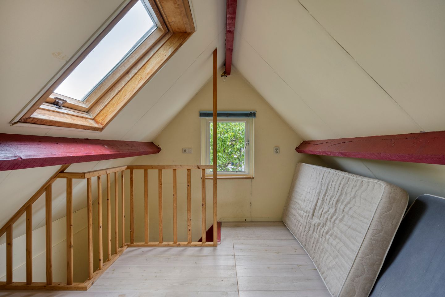 Characterful Detached House with Multifunctional Outbuilding in Oirschot-Centrum — 59