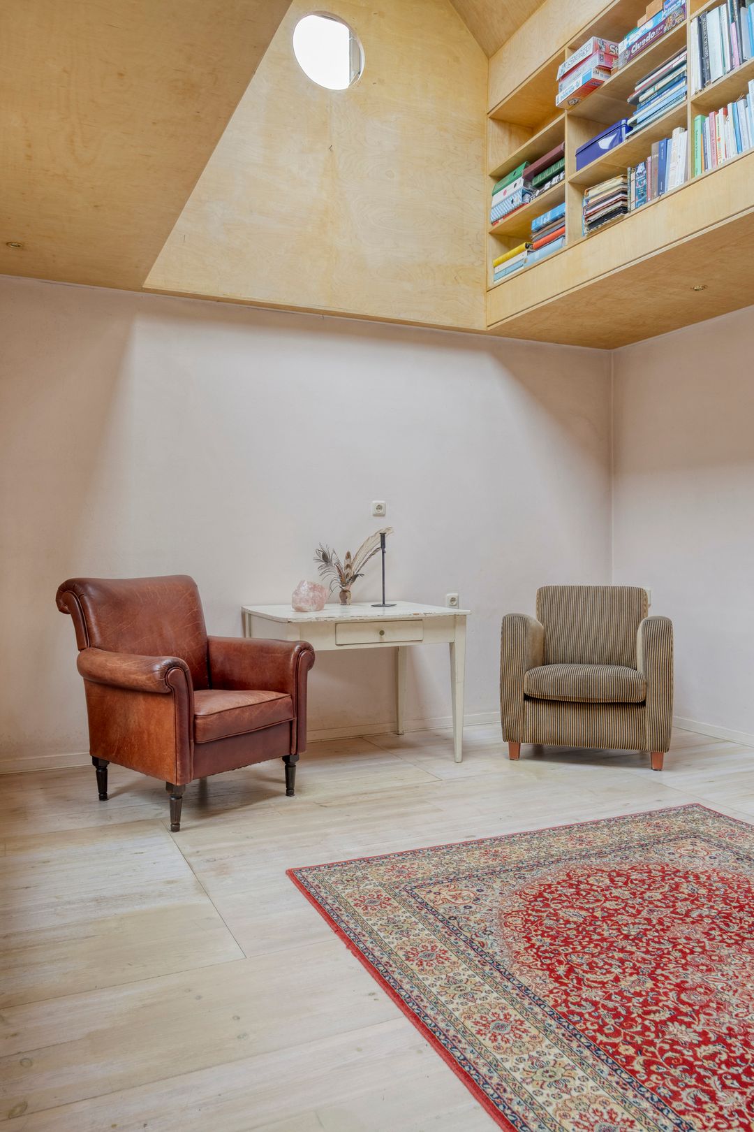 Characterful Detached House with Multifunctional Outbuilding in Oirschot-Centrum — 53