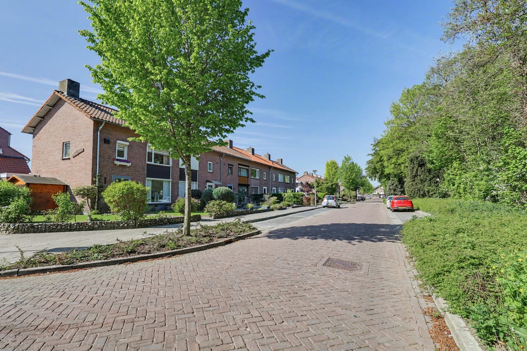 Photo 46 of Le Sage ten Broekstraat 25
