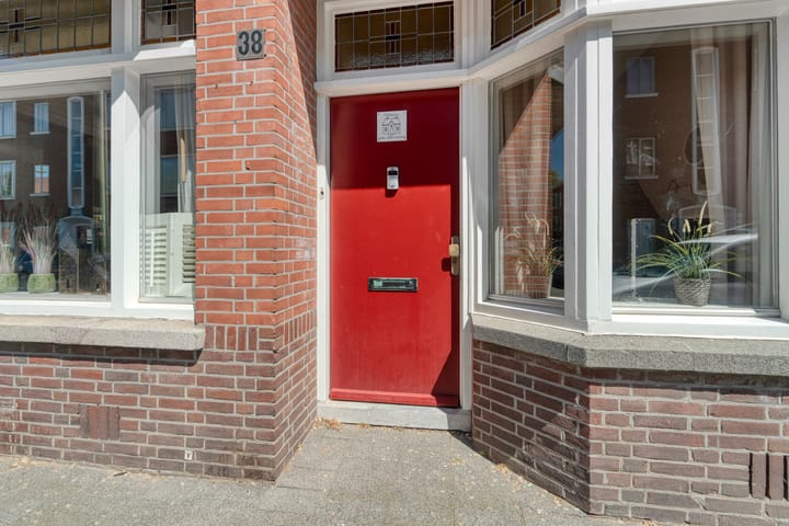 Foto 4 van Woudenbergstraat 38