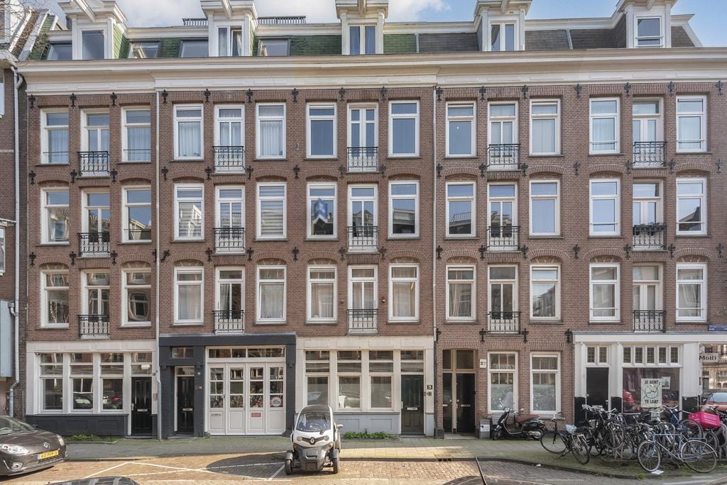 Modern Ground Floor Apartment in De Pijp — 20