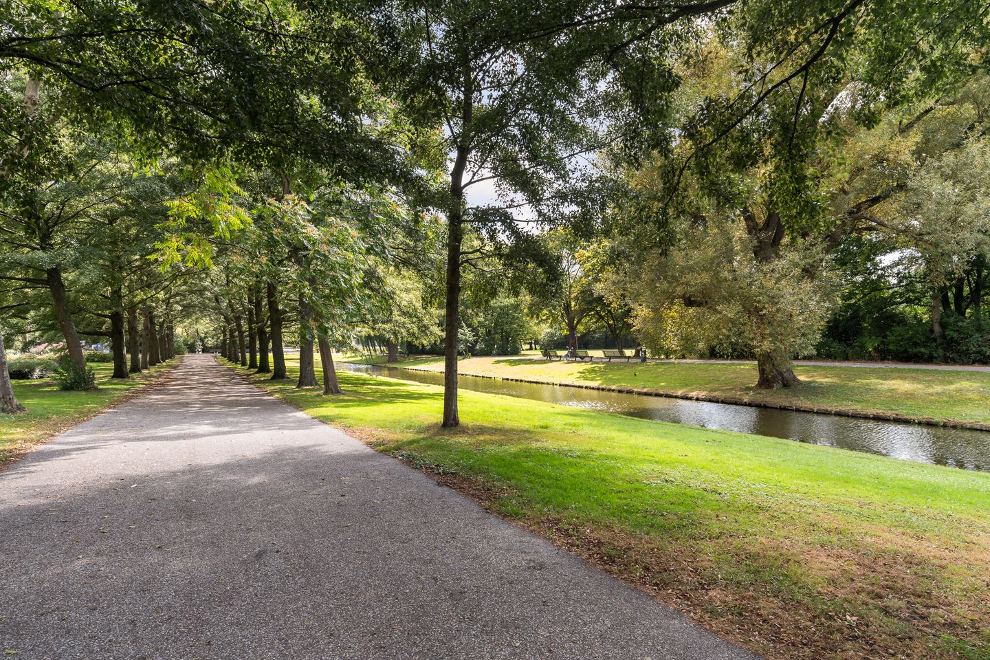 Photo 14 of Stadhoudersweg 125-B