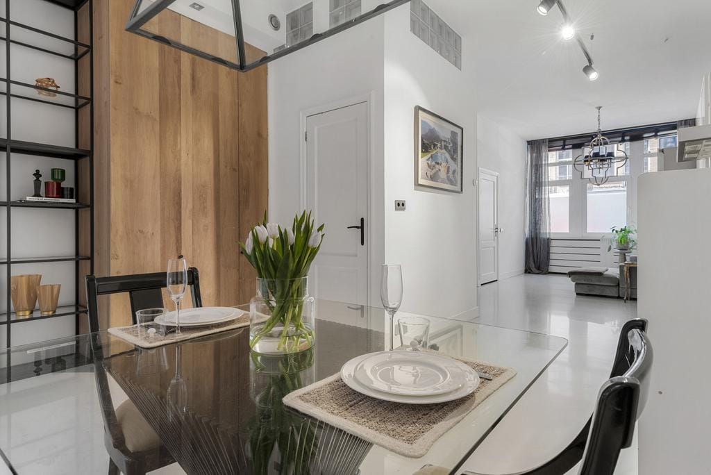 Modern Ground Floor Apartment in De Pijp — 14