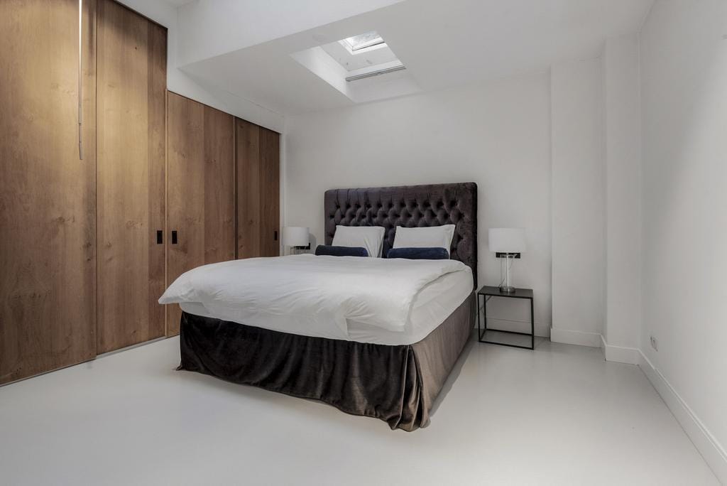 Modern Ground Floor Apartment in De Pijp — 15
