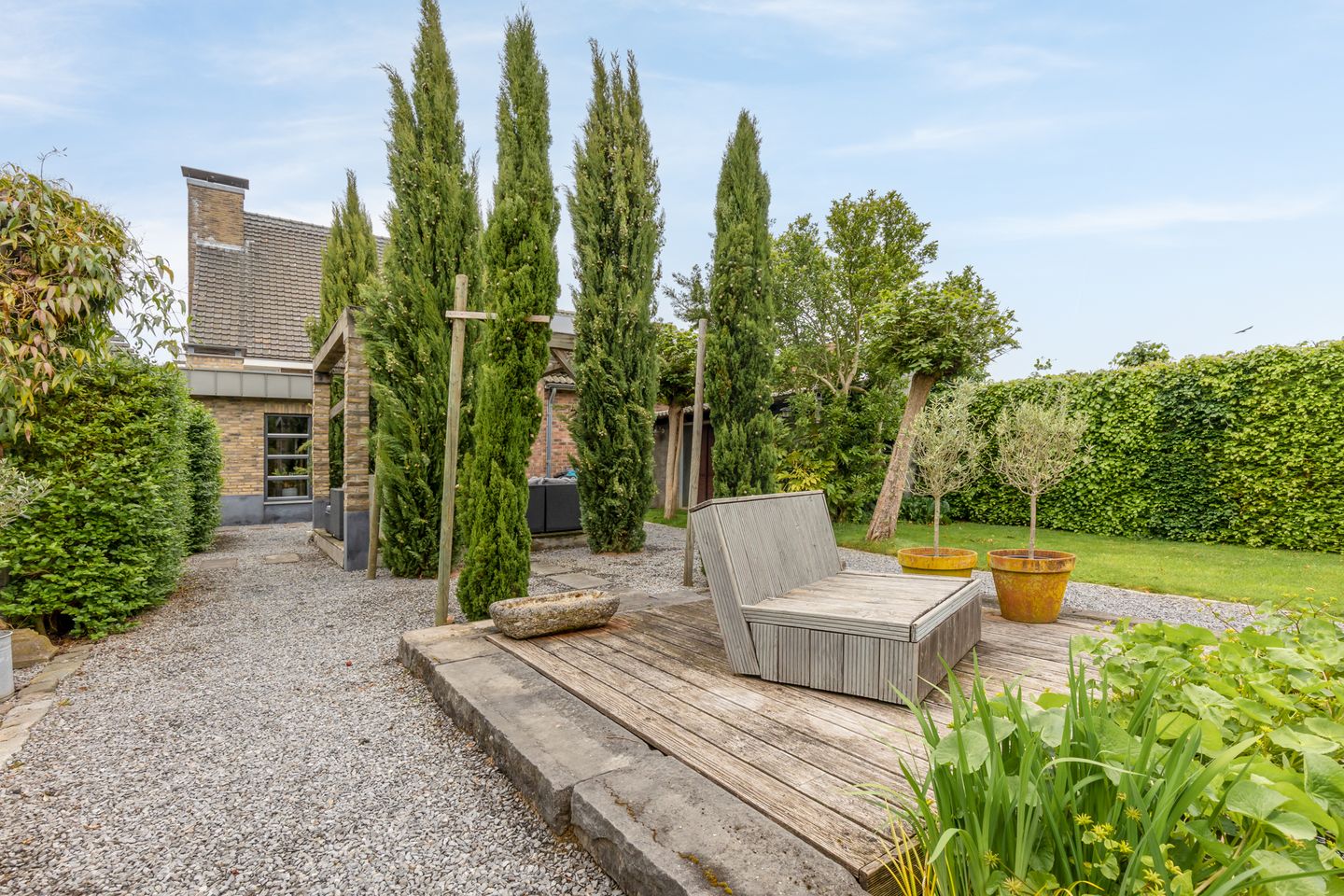 Photo 35 of Montfortstraat 15