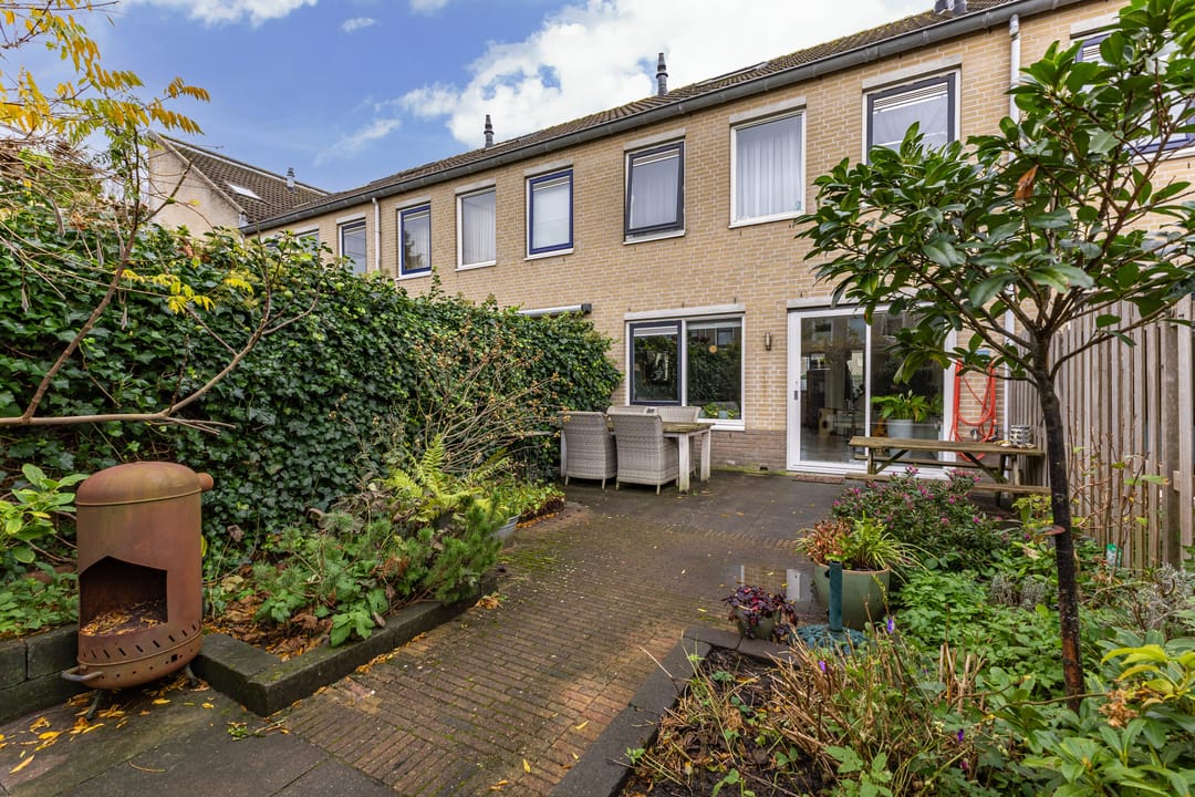 Photo 37 of Petronella Moensstraat 8