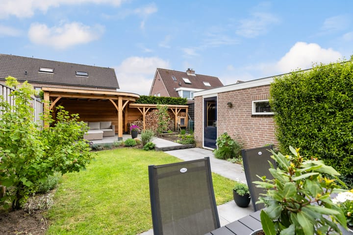 Foto 4 van Henschoterlaan 37