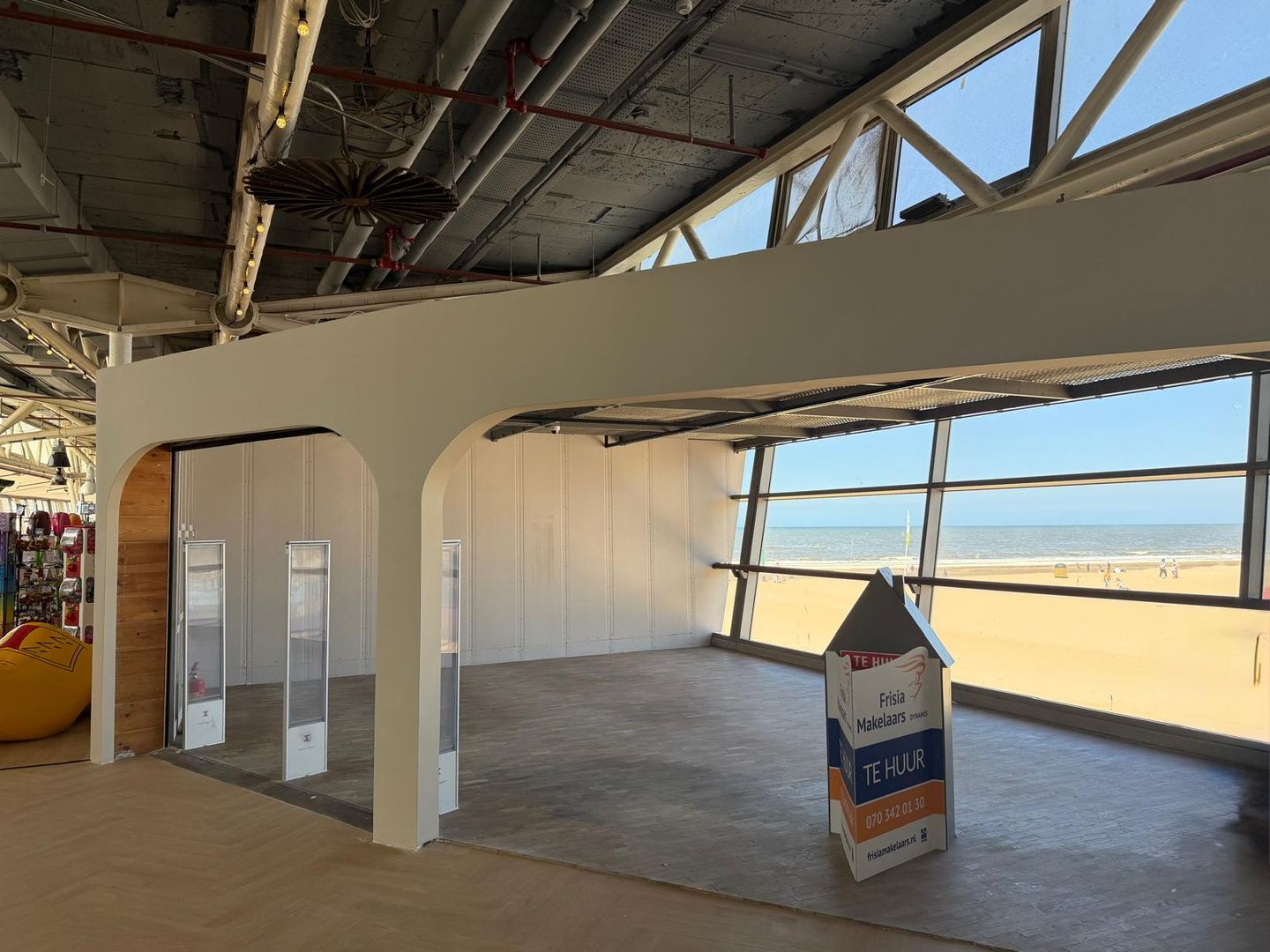 View photo 4 of De Pier - Units - Strandweg