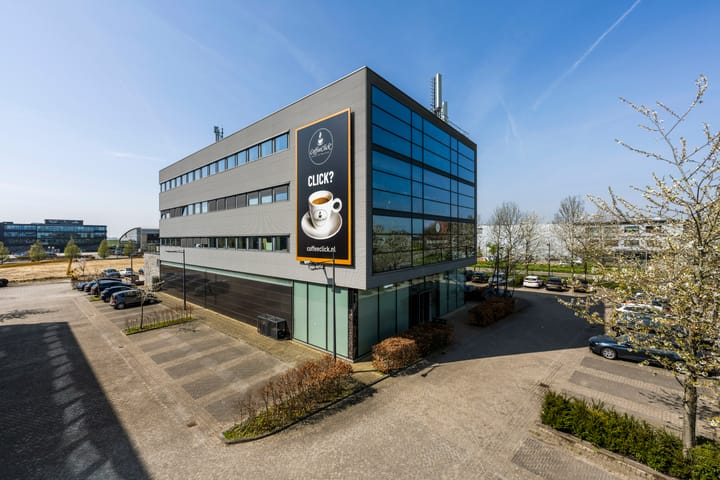 New Yorkstraat 2-8, Lijnden