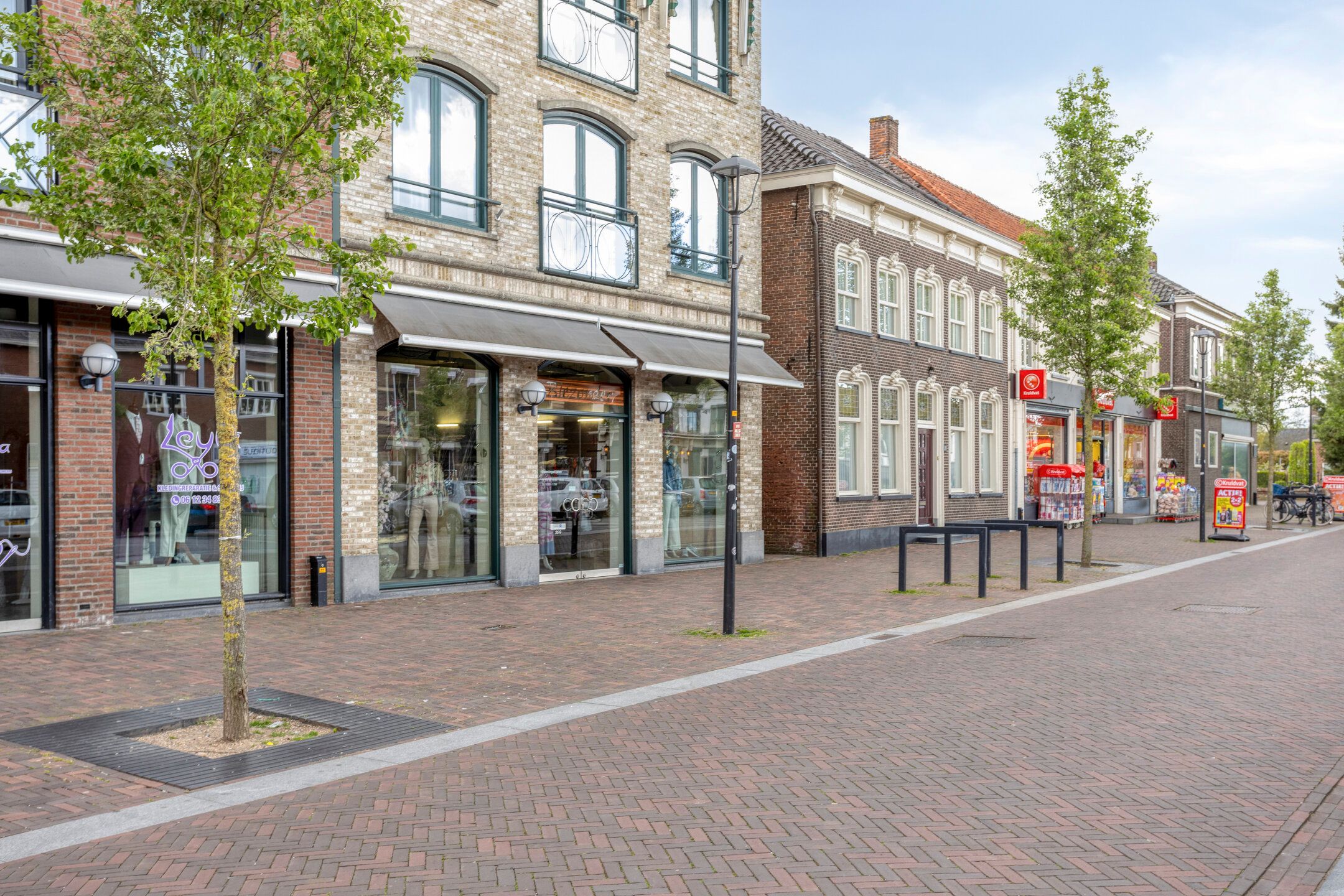 Photo 21 of Mgr. Zwijsenplein 23-B