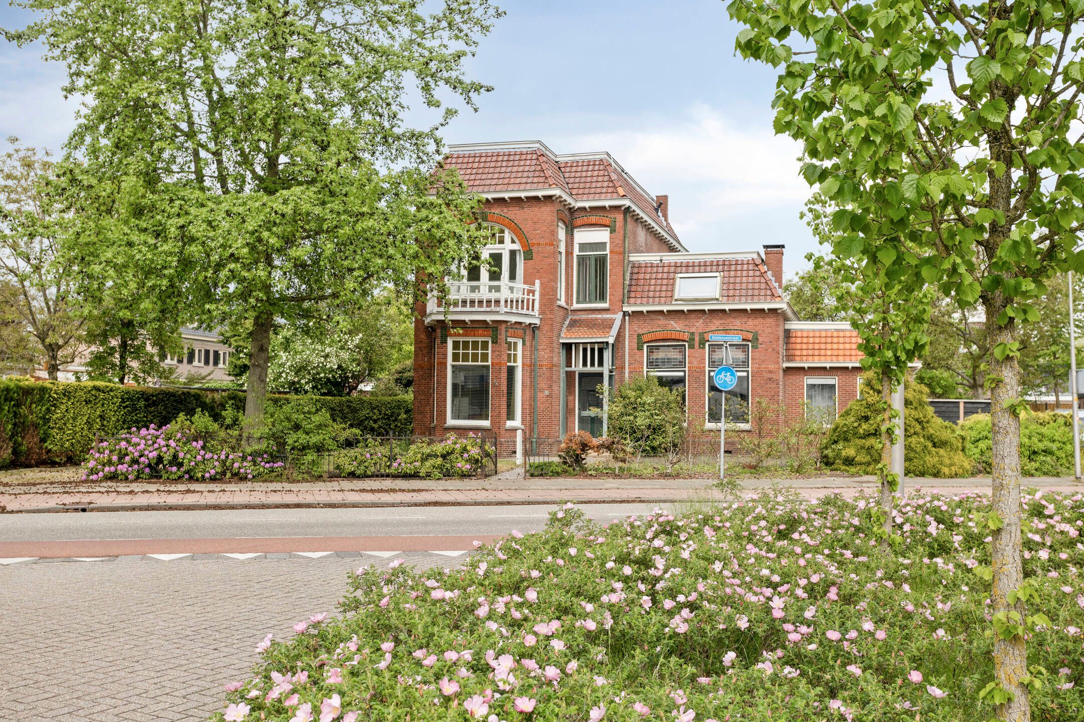 Deldensestraat 1 