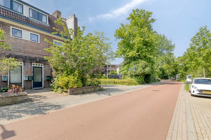 Photo 4 of Tollensstraat 147-B