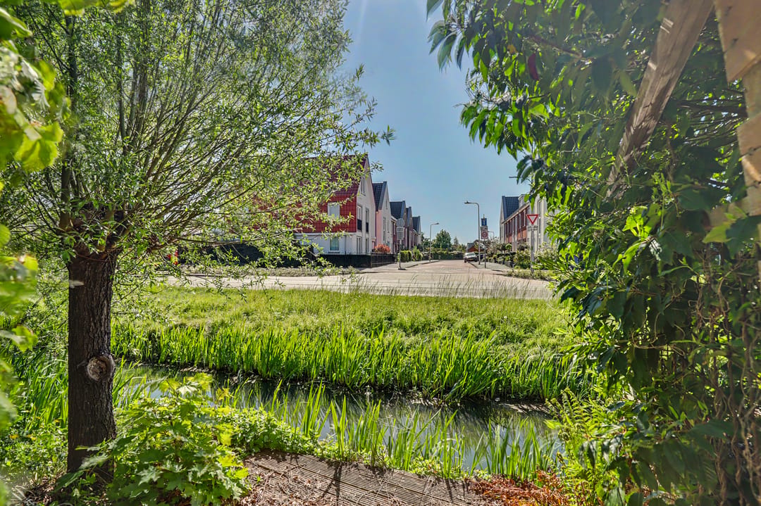 Photo 37 of J.J. Slauerhoffplantsoen 9