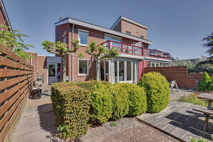 Foto 3 van J.J. Slauerhoffplantsoen 9