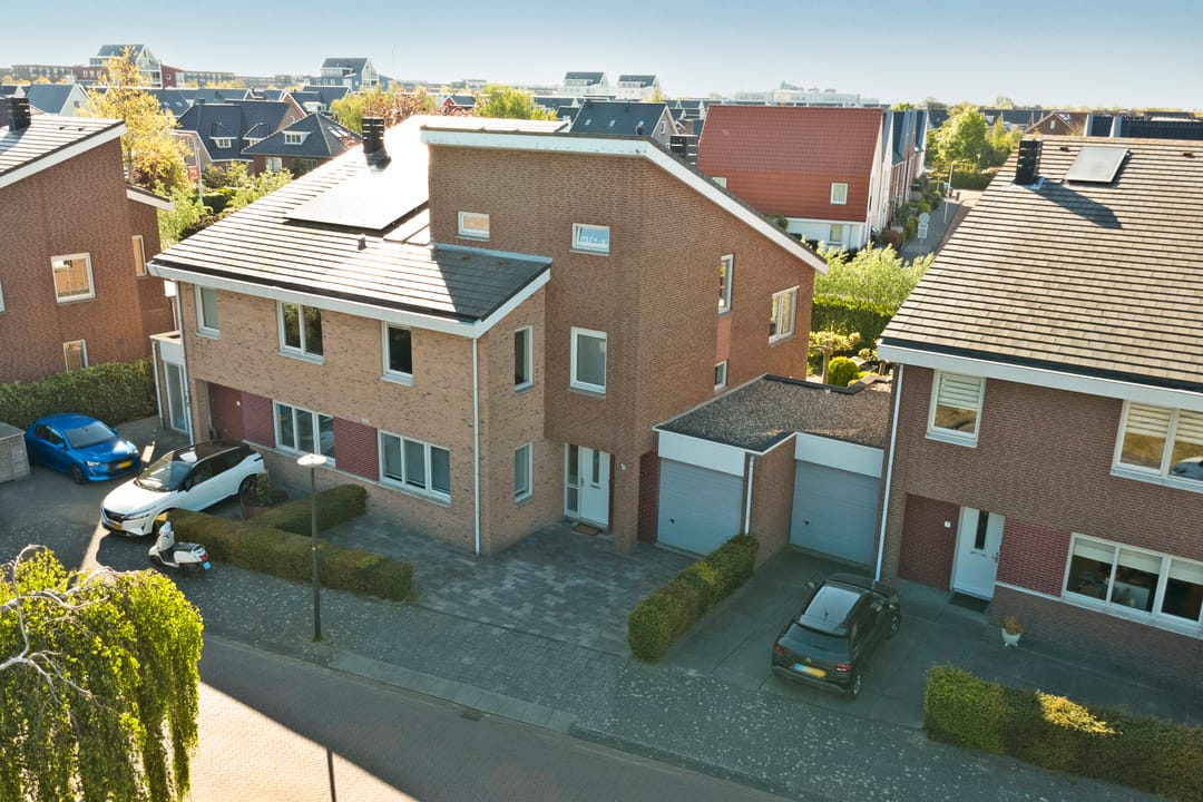 Photo 38 of J.J. Slauerhoffplantsoen 9