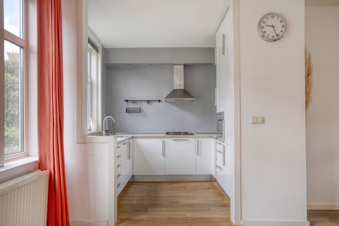 Photo 8 of Duikerstraat 10-BS