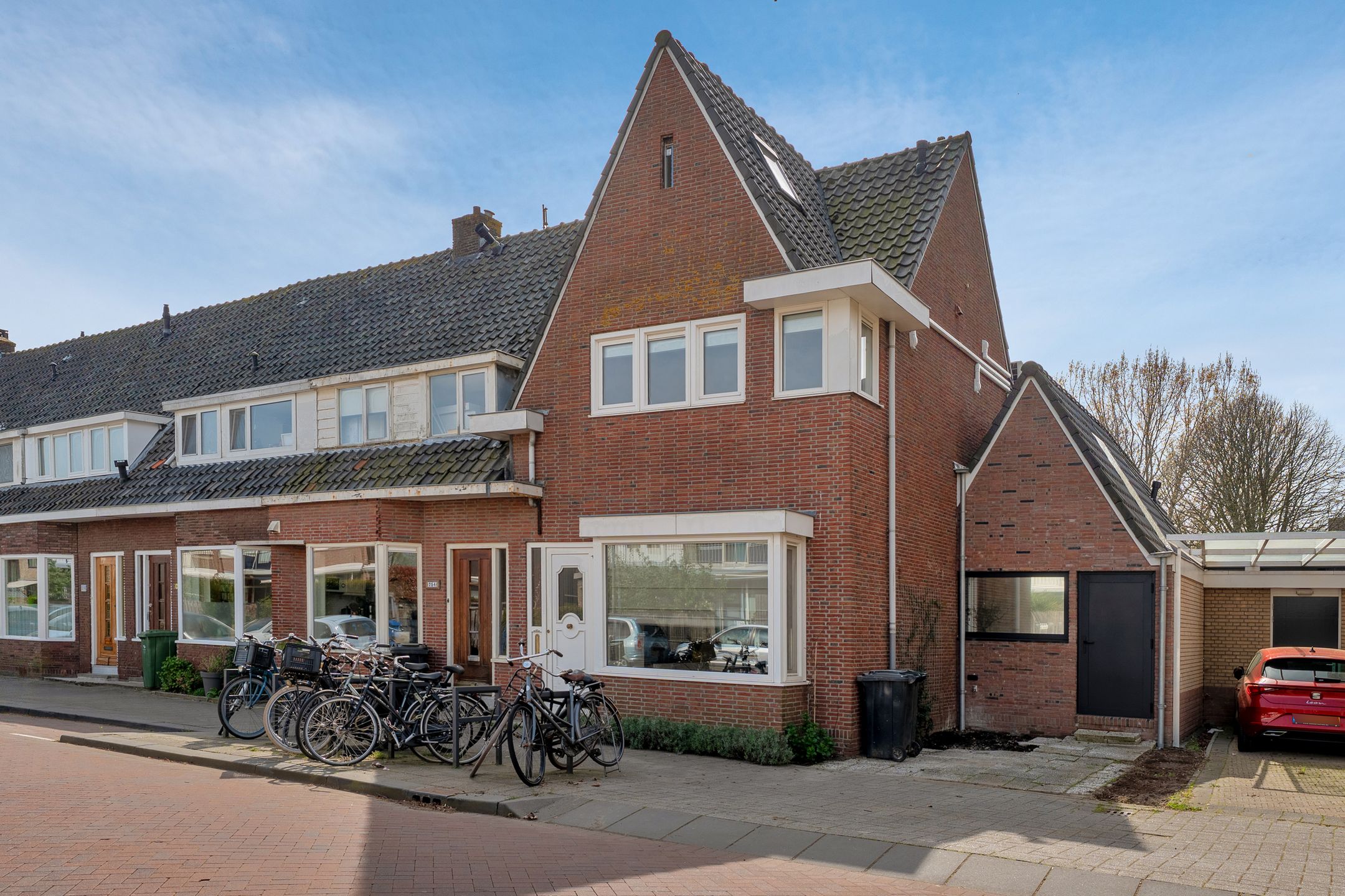 Photo 6 of Zestienhovensekade 252