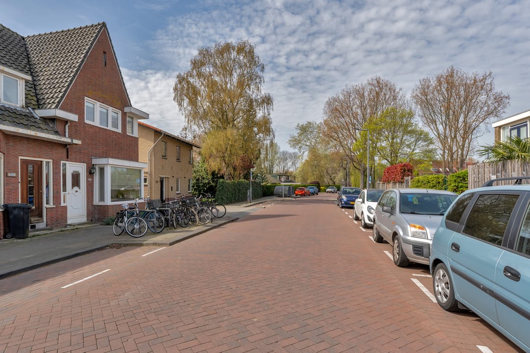 Photo 37 of Zestienhovensekade 252