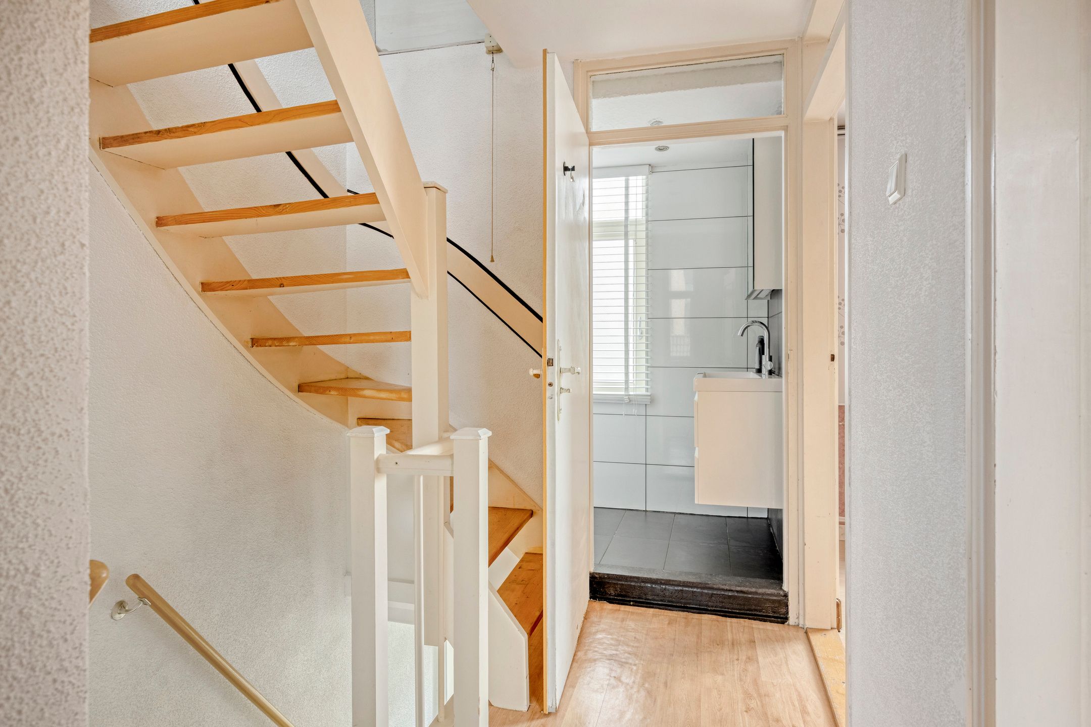 Charming Extended Terraced House with Deep Garden in IJsselstein Oranjekwartier — 12