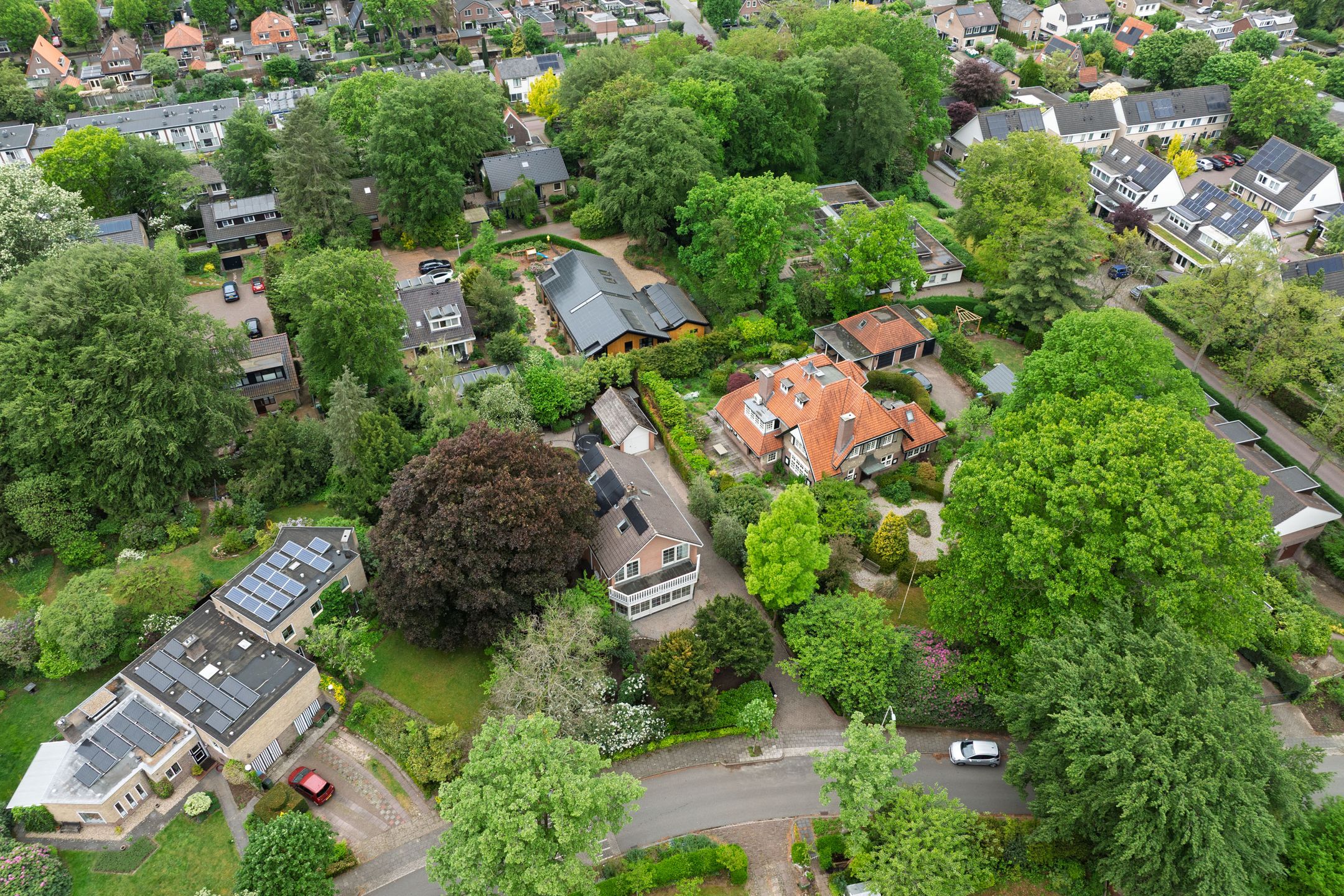 Foto 48 van Lindelaan 10-A