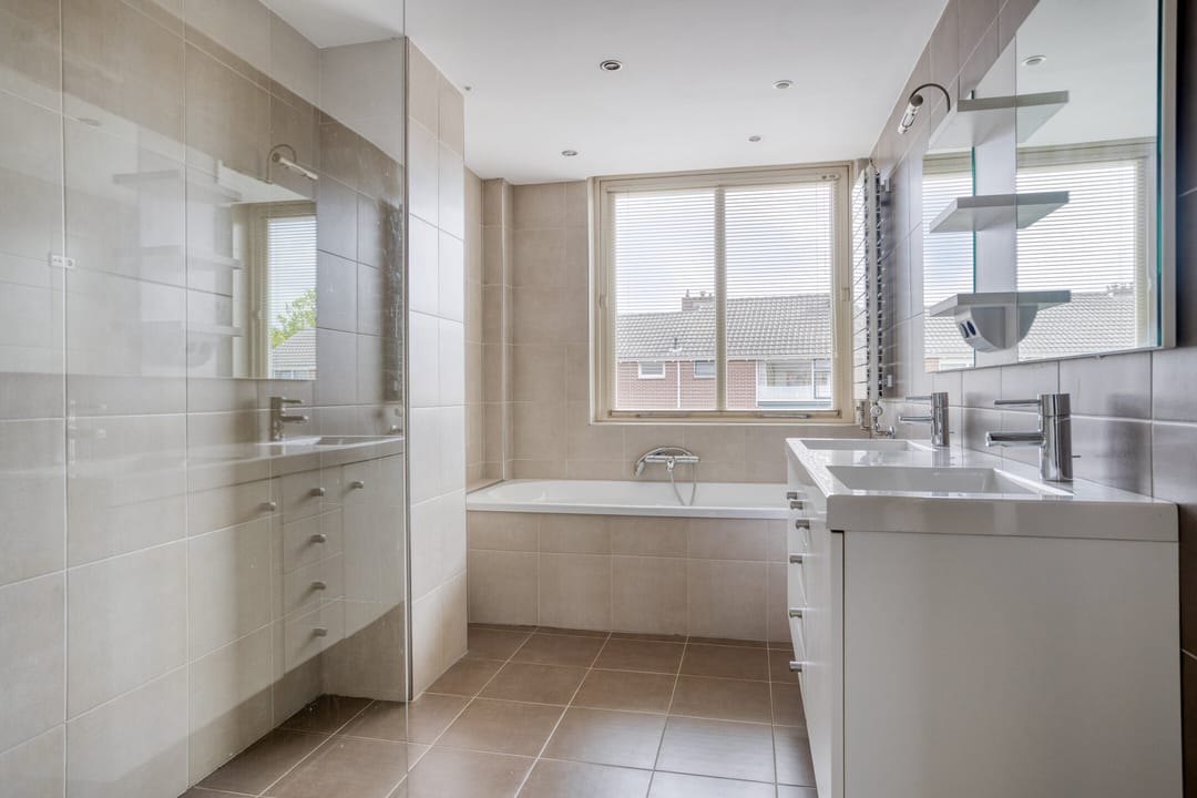 Photo 22 of Govert Flinckstraat 16
