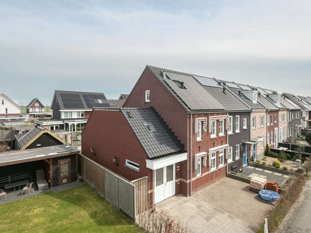 Photo 41 of Oprijlaan 28
