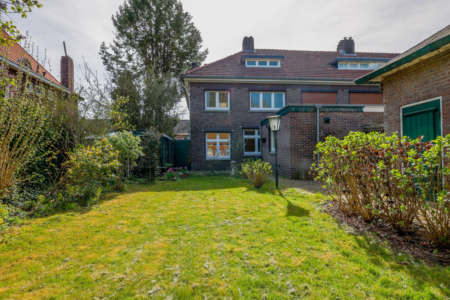 Photo 34 of Rennemigstraat 14