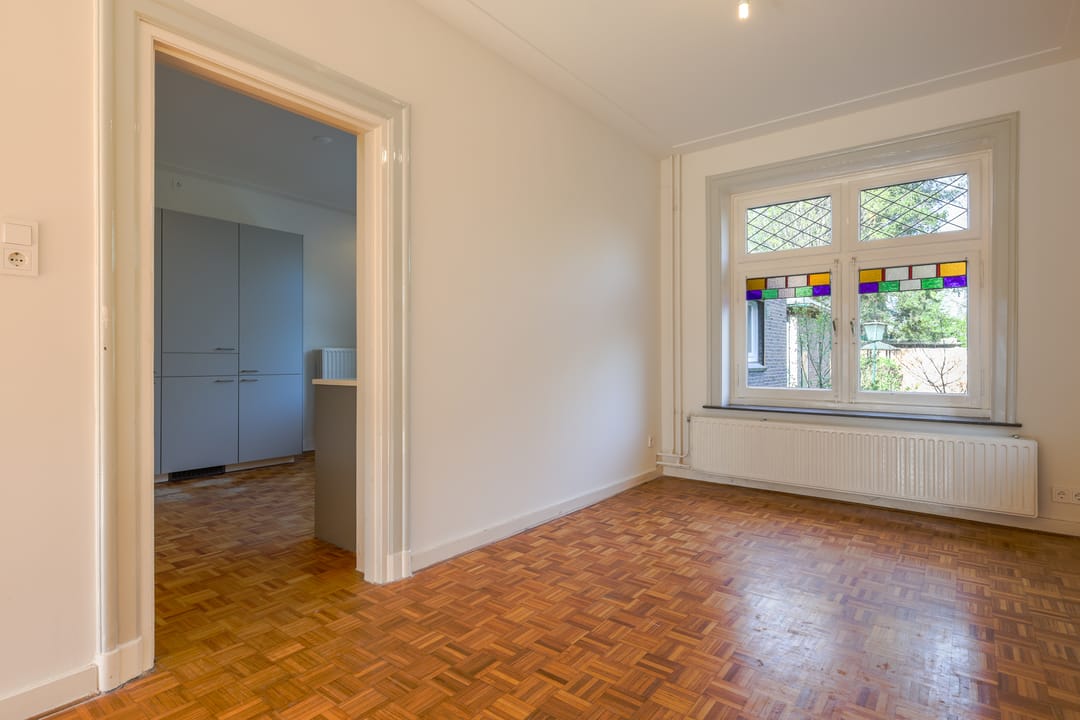 Photo 11 of Rennemigstraat 14