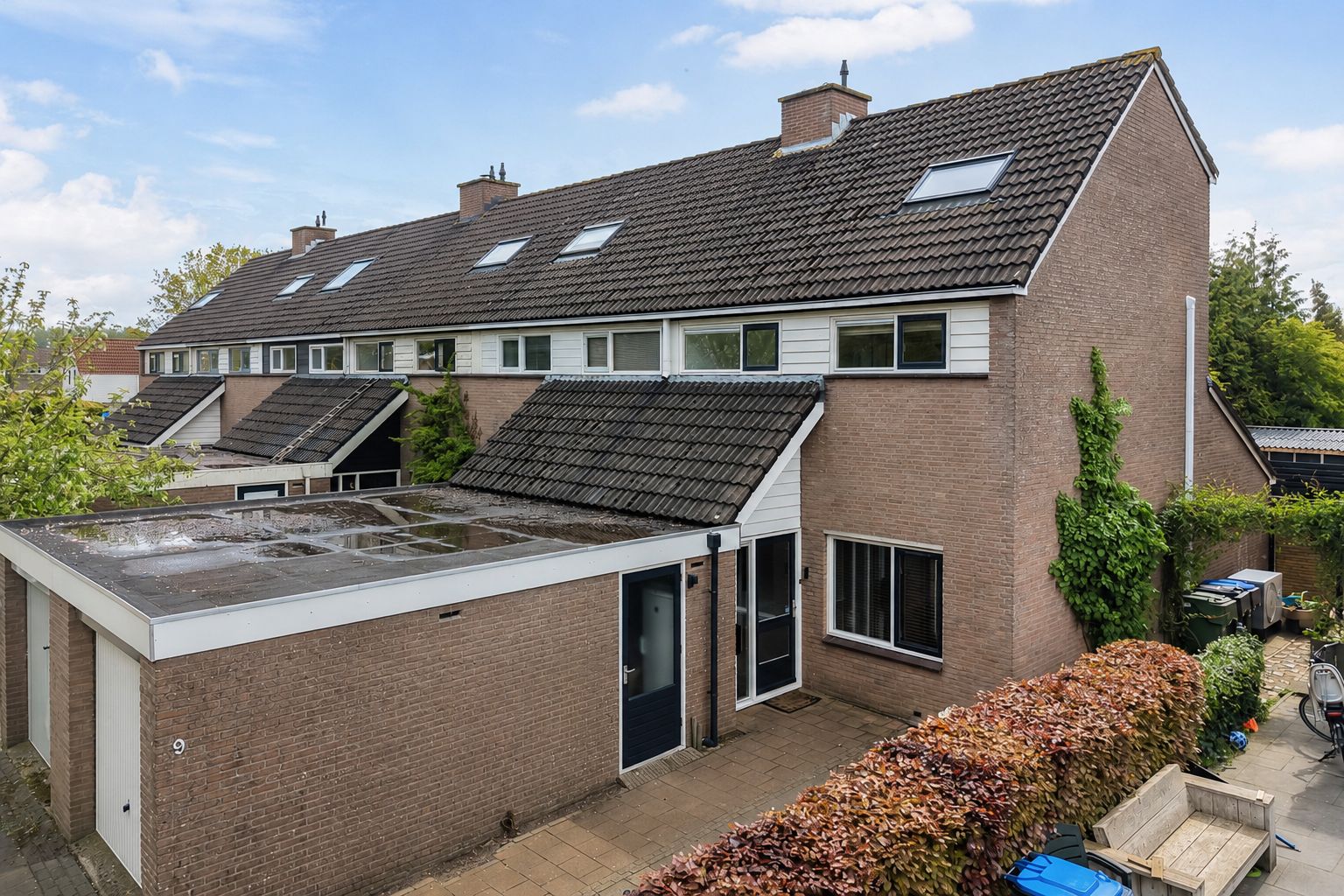Schatzenburg 9 