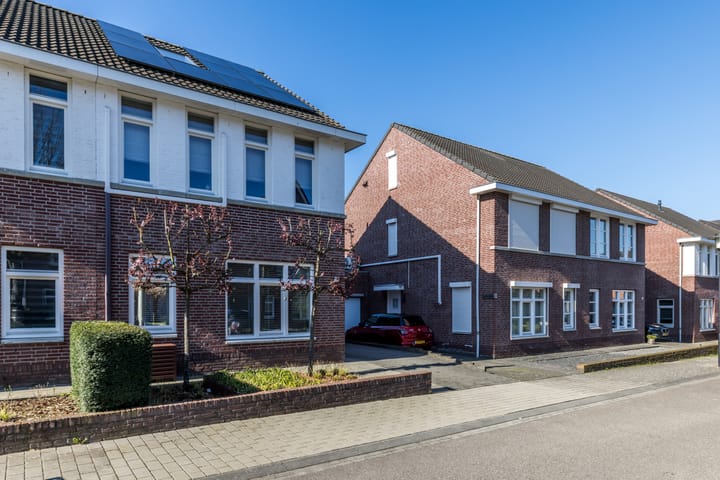 Photo 3 of Hermanstraat 26