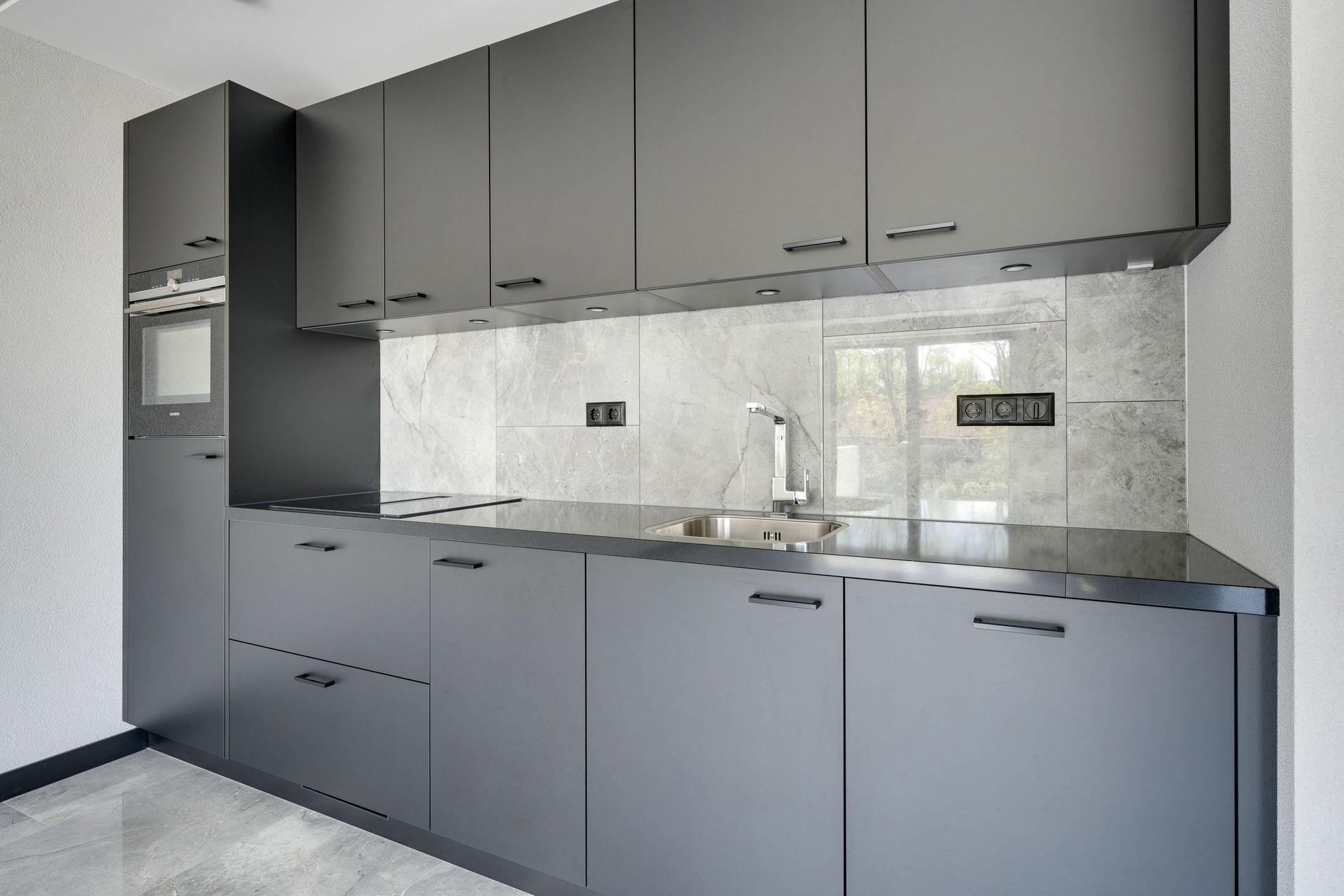 Luxury Finished Ready-to-Move Apartment with Parking in Modern Purmerend Complex — 24